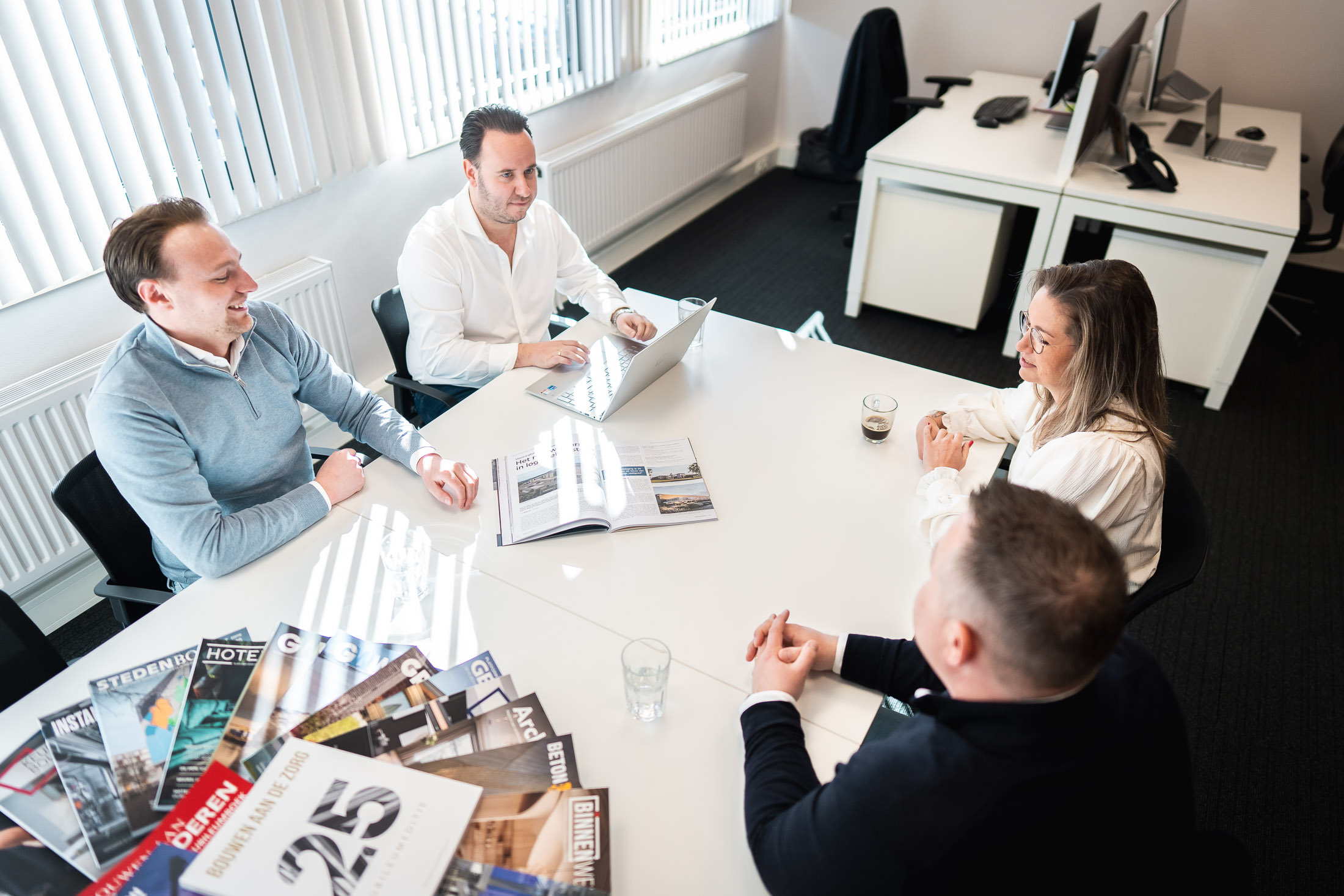 Louwers Mediagroep - Home